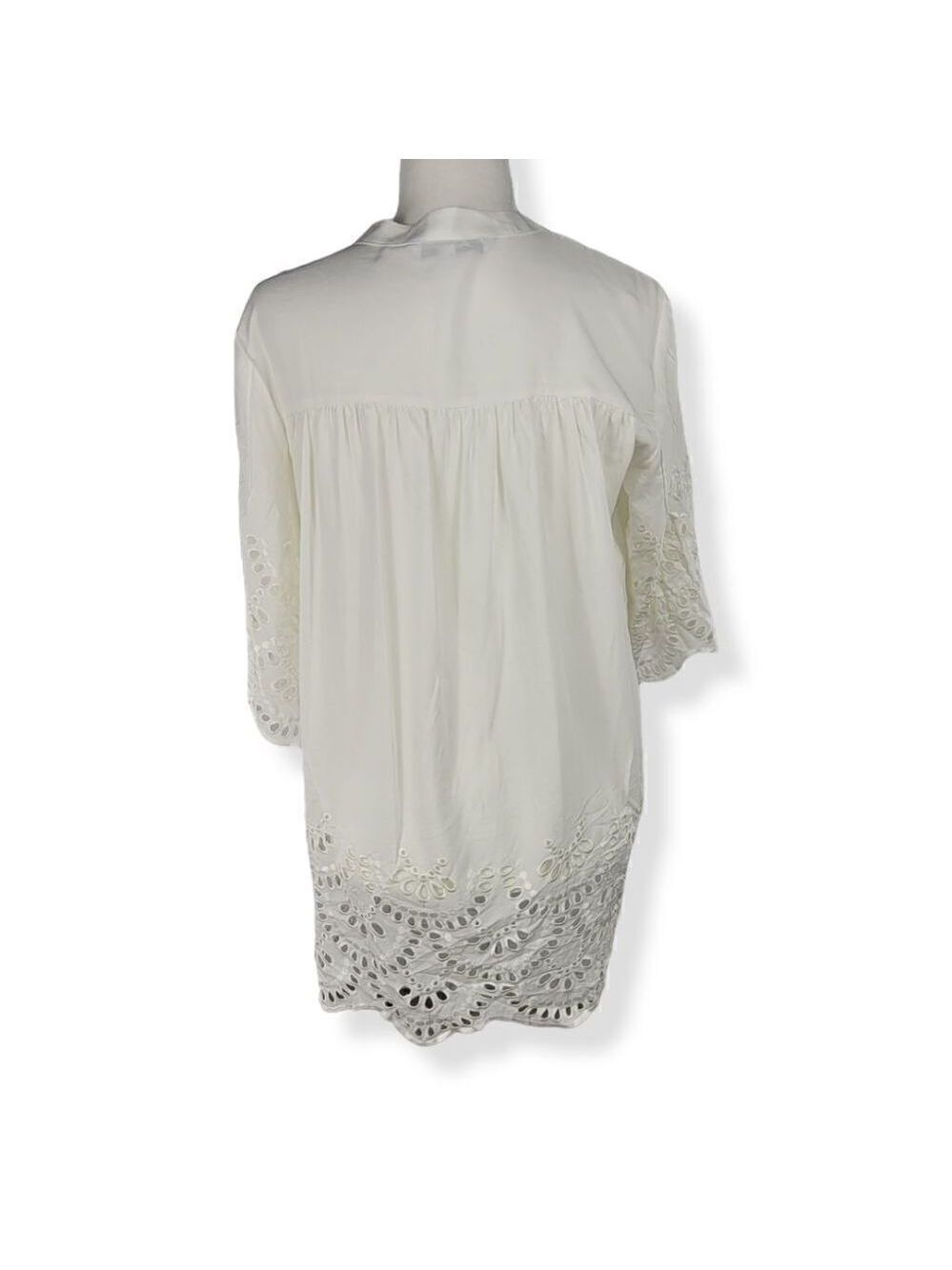 Foxcroft Embroidered Tunic Size 2 - Picture 2 of 4